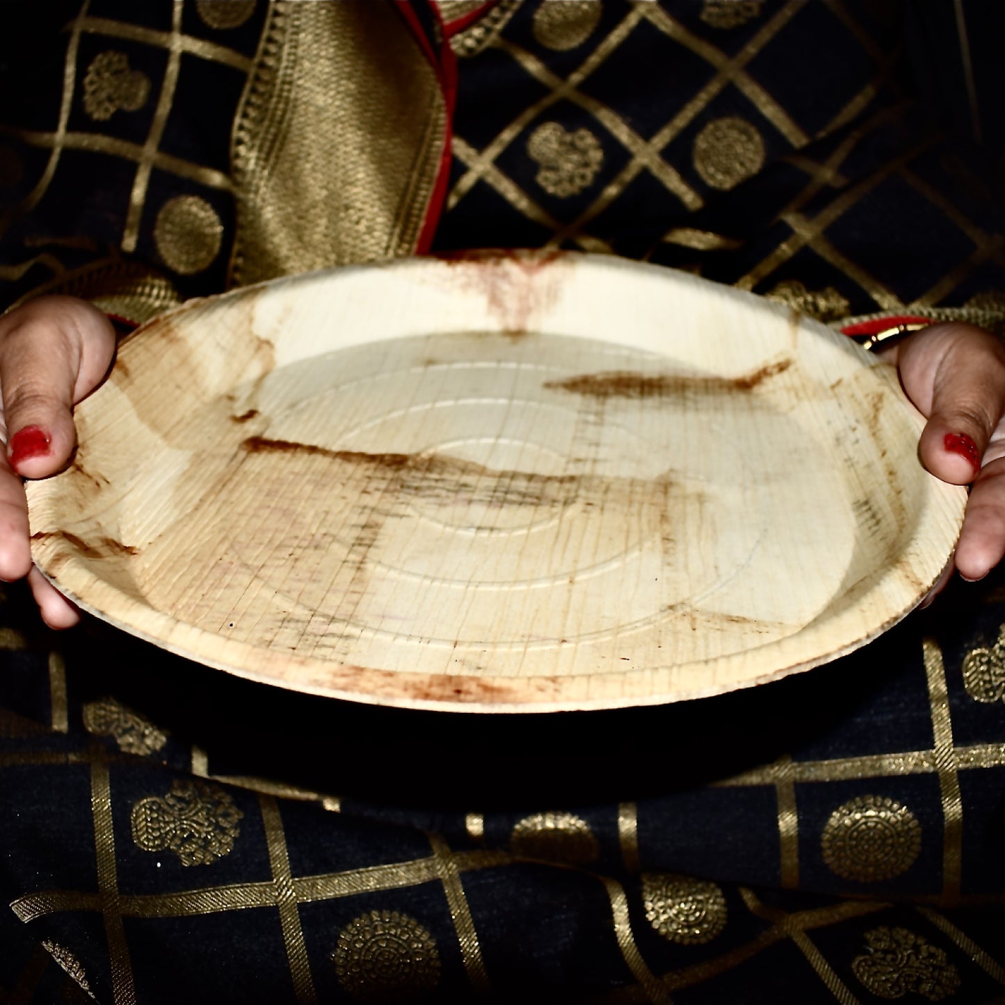 Areca 12 inch round eco-friendly disposable dinner plate